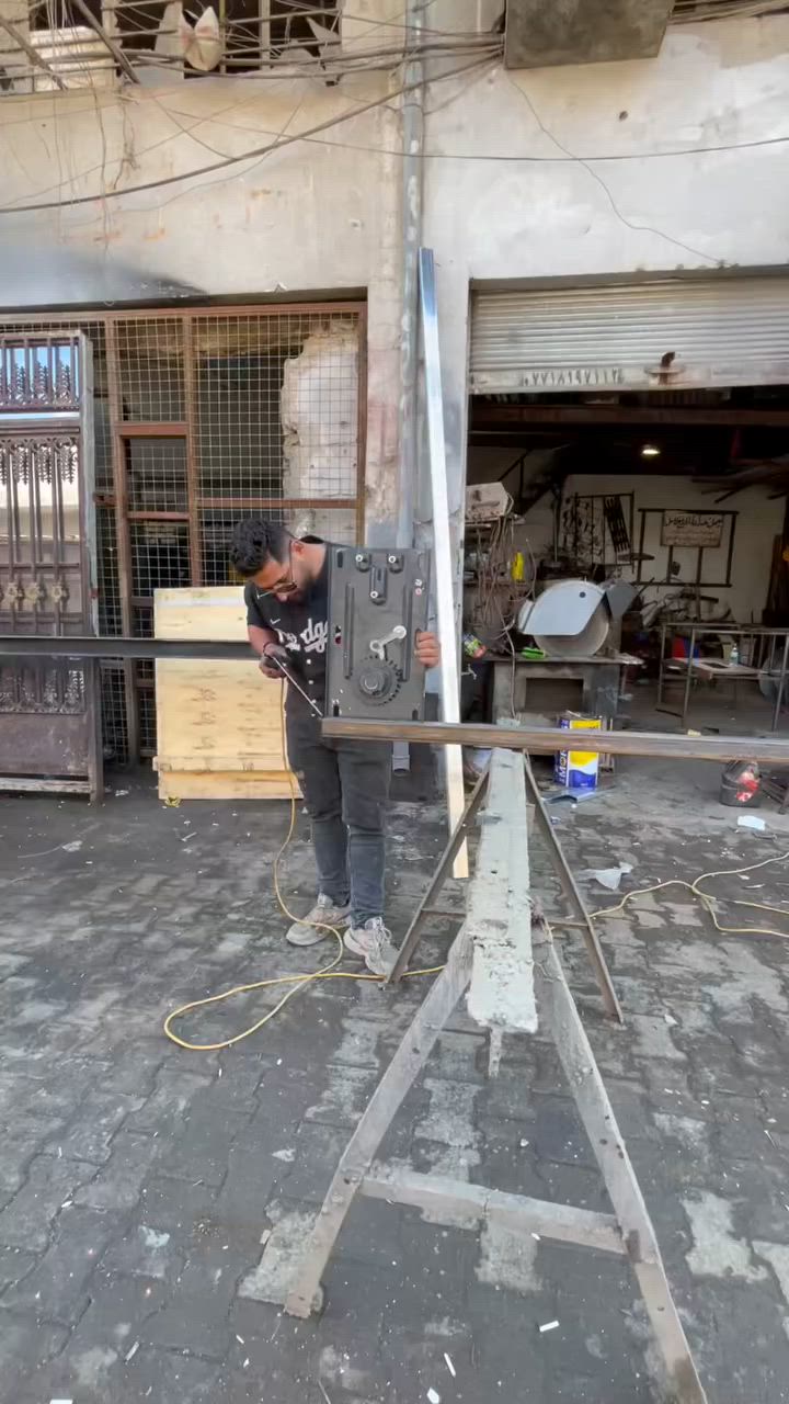 معمل اسامه البياتي للكبنكات 
العمل  الكبنكات الالكهربائي واليدوي 
حديد او الالمنيوم 
للتواصل ع الارقام 
***********
***********
