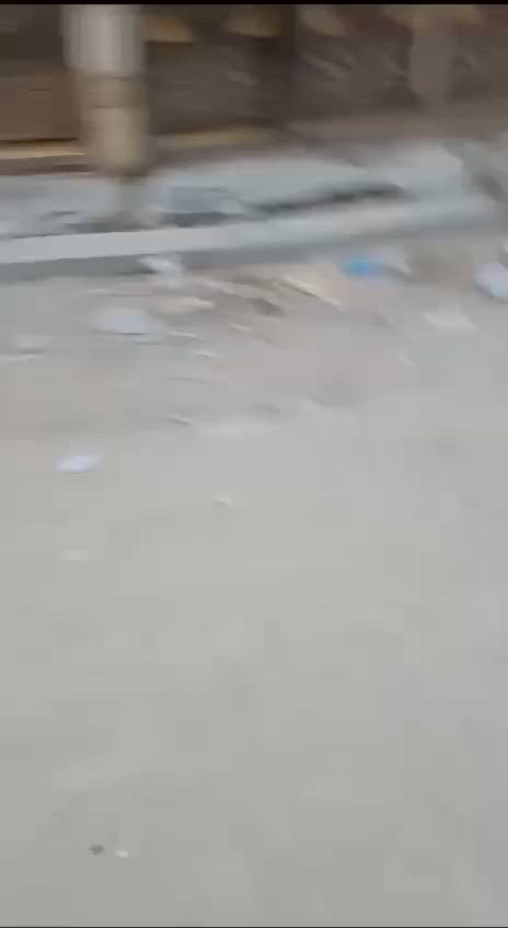 السلام عليكم 
بيت للبيع مساحة  ١٠٠ م واجهة ٥ والنزال ٢٠م طابقين طابو زراعي اقرار محكمة العنوان الزعفرانية مقابل معمل الغاز منطقة حلوه وجيران ذهب خدمات كاملة السعر ١٢٥ مليون قابل للتفاوض رقم الهاتف ***********
