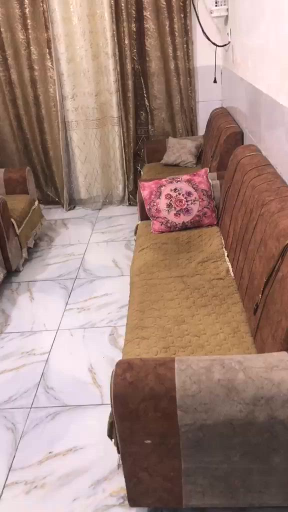 للبيع السعر مناسب مرجوح ٥٠/تخم ٧٥/ميز الطعام مع ٦كراسي ٥٠/كاونتر ١٥٠


**إذا كنت صاحب هذا الإعلان وتريد حذفه لأي سبب، رجاءا أرسل رسالة إلى الدعم الفني**