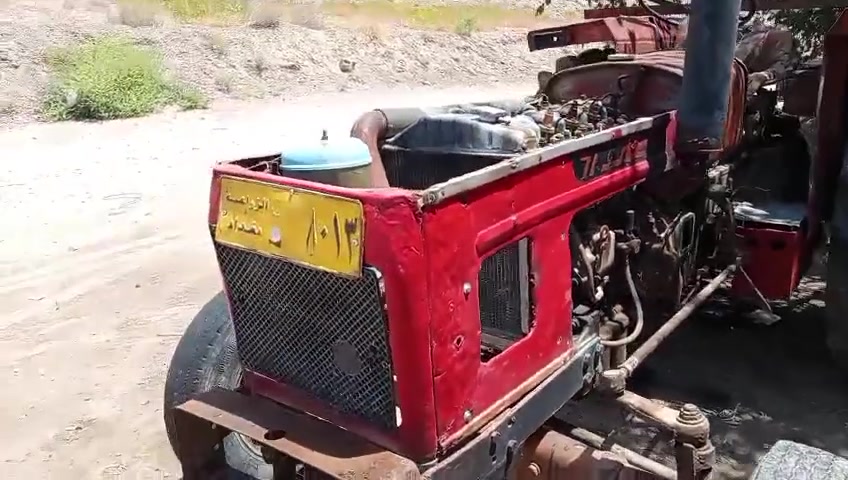 عنتر 71 جاهزه للكراب ما بيها نقص رقم وسنويه كير محرك بم ونوزل جدد هدروليك شغال مابيها نقص مكاني بغداد المحموديه ناحيه الرشيد السعر 500-3.   ‏‪***********‬‏
