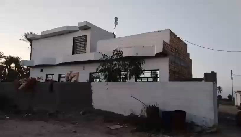 سلام عليكم من رخصت ابو الكروب بيت اللبيع طابو زراعي سند ٢٥ مساحة ٥٥٠م كونكريت يتكون من ٥غرف نوم وصالة واستقبال ومطبخ وصحيات داخلية وخارجية خدمات كاملة كهرباء وماء اسألة العنوان طريق السنية جهة زوار الاتصال على الرقم ***********
