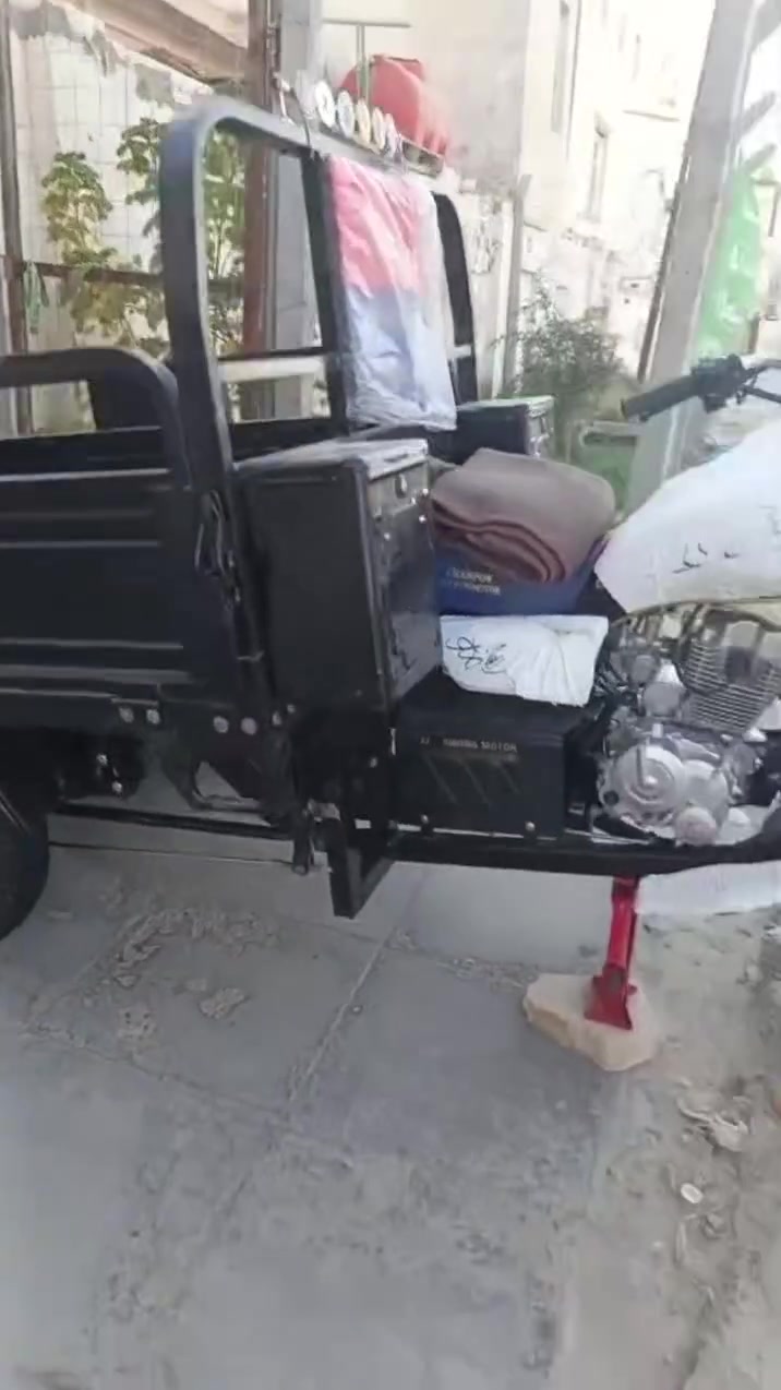 سلام عليكم شباب ستوت للبيع موديل 23 وطالعه ب26بشهرالخامس5 وكيله نبيل جرد ستوت جديده ومكفوله ستوته جديده كلش ومضمومه اشراي يتصل اويراسني تدللون ***********
