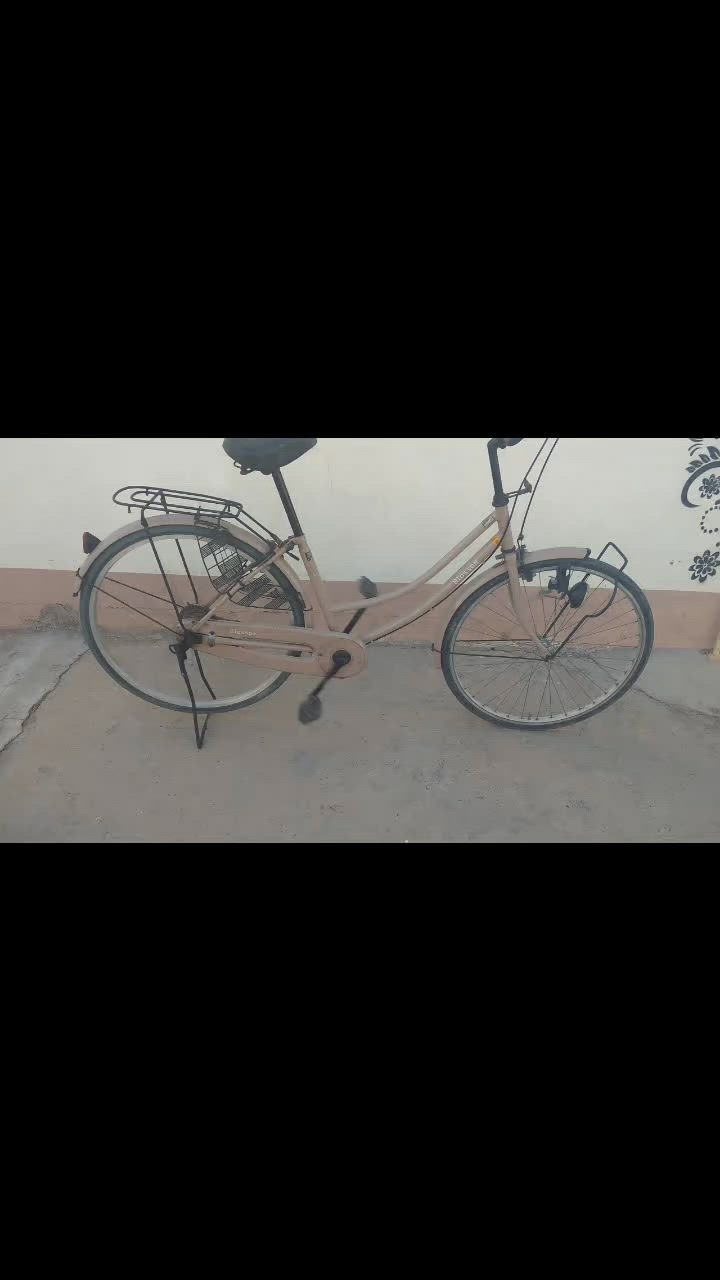بايسكل للبيع حجم 26سعر 120بي مجل بايسكل جديد ماشي فقط اسبوع


**إذا كنت صاحب هذا الإعلان وتريد حذفه لأي سبب، رجاءا أرسل رسالة إلى الدعم الفني**