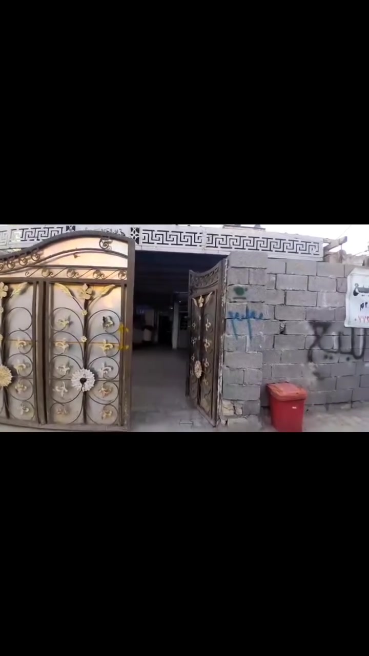 السلام عليكم بيت للبيع حي طارق القديم
للستفسار ***********
