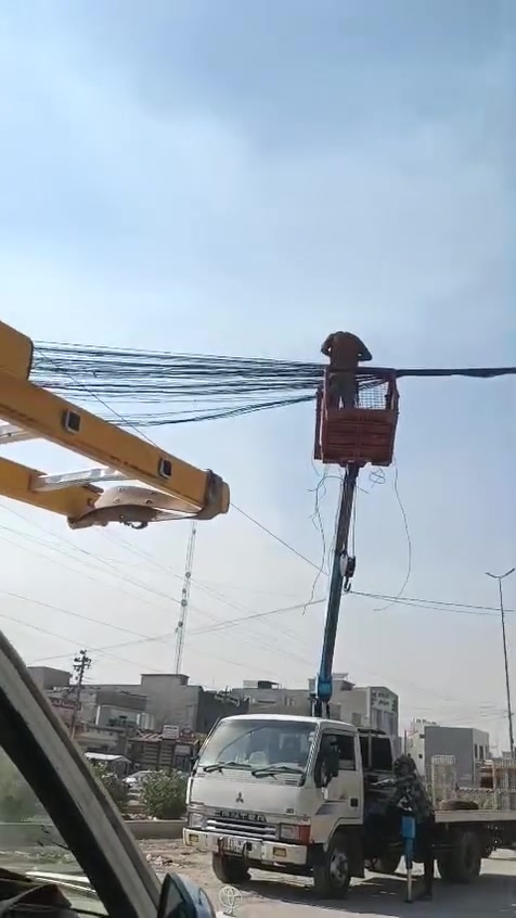 كهربائيين تاسيس منازل  لتسليك الكيبلات وتشنيط الويارت في الموصل
و سهل نينوى وتحويل مواقع في 
داخل الموصل ***********
