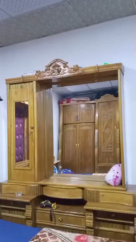 السلام عليكم غرفه خشاب البيع جديده الاستفسار تصال علا الرقم *********** خاص مفتوح
