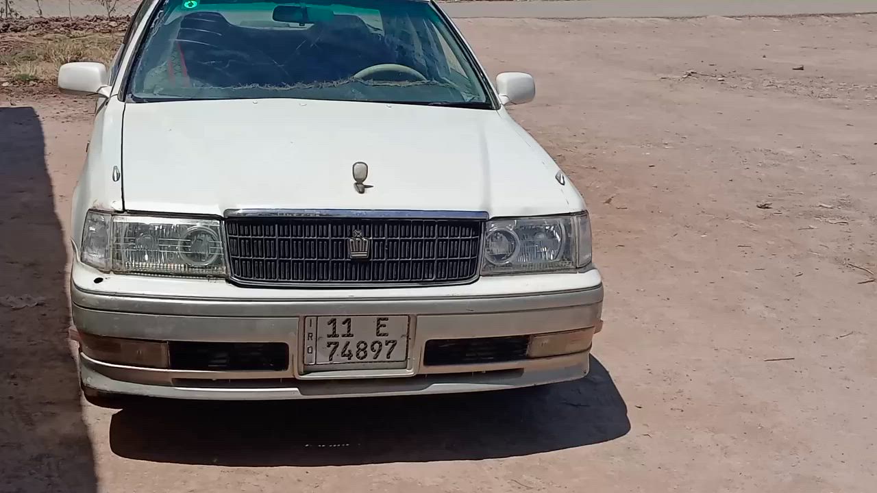 سلام عليكم للبيع راس ثور موديل 96 مكينه وكير فيفيتي حداديه تخم تاير كر هباىي تبريد سياره جاهزه رقم بغداد باسمي سعر 75 عنوان ناصريه  شطره تواصل مع رقم ***********
