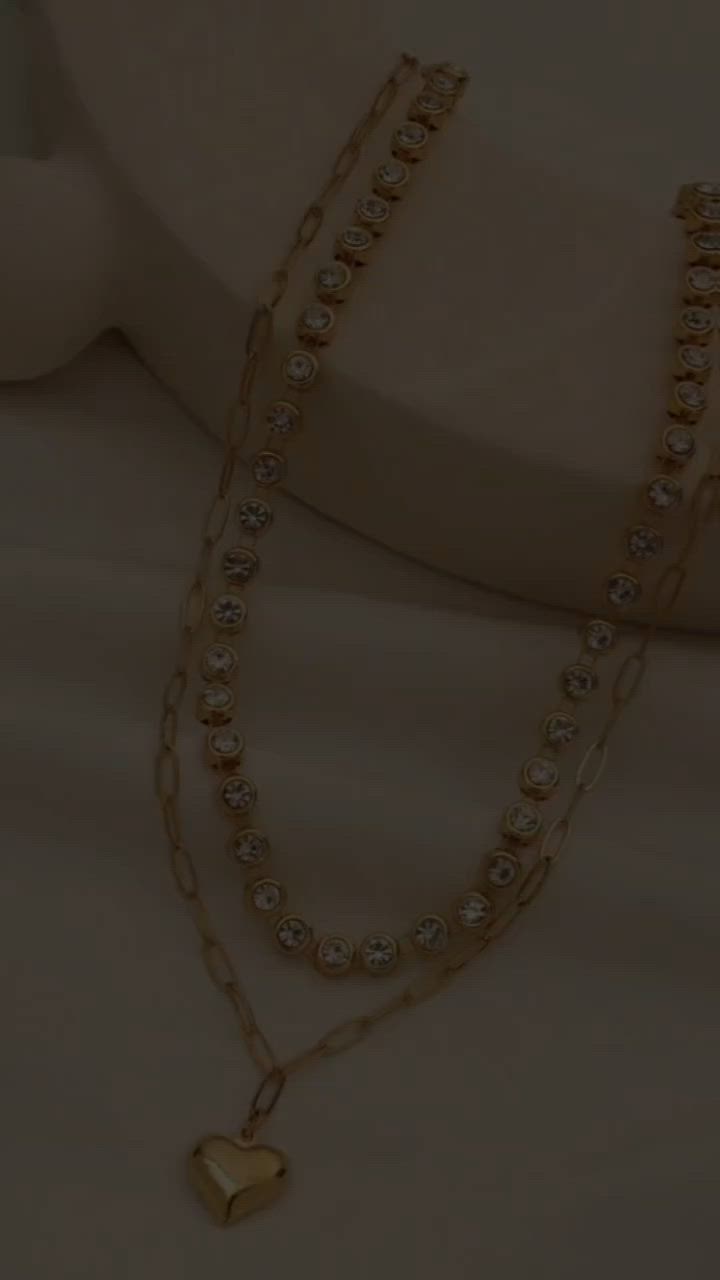 ✨ سر الأناقة يبدأ بتفصيلة صغيرة💛
​أهلاً بكم في بريق الحور حيث بدأنا رحلتنا بتشكيلة مختارة بعناية من الإكسسوارات المطلية بالذهب عيار 18 لتكون القطعة التي تنقص إطلالتك وتجعلها مكتملة.

​💎 لماذا تختارين قطعنا؟
​تصاميم عصرية تناسب كل الأوقات.
​جودة عالية تعكس ذوقك الرفيع.
​أسعار تنافسية تليق بجمالك.

​لا تجعلي الفرصة تفوتك، التشكيلة محدودة! اختاري ما يشبهك الآن وشاركينا رأيك في التعليقات. 👇
​📩 للطلب والاستفسار: راسلينا على الخاص
​#بريق_الحور #إكسسوارات_راقية #مجوهرات_نسائية #ذهب_عيار18 #اكسسوارات 
بريق الحـور 💎


**إذا كنت صاحب هذا الإعلان وتريد حذفه لأي سبب، رجاءا أرسل رسالة إلى الدعم الفني**