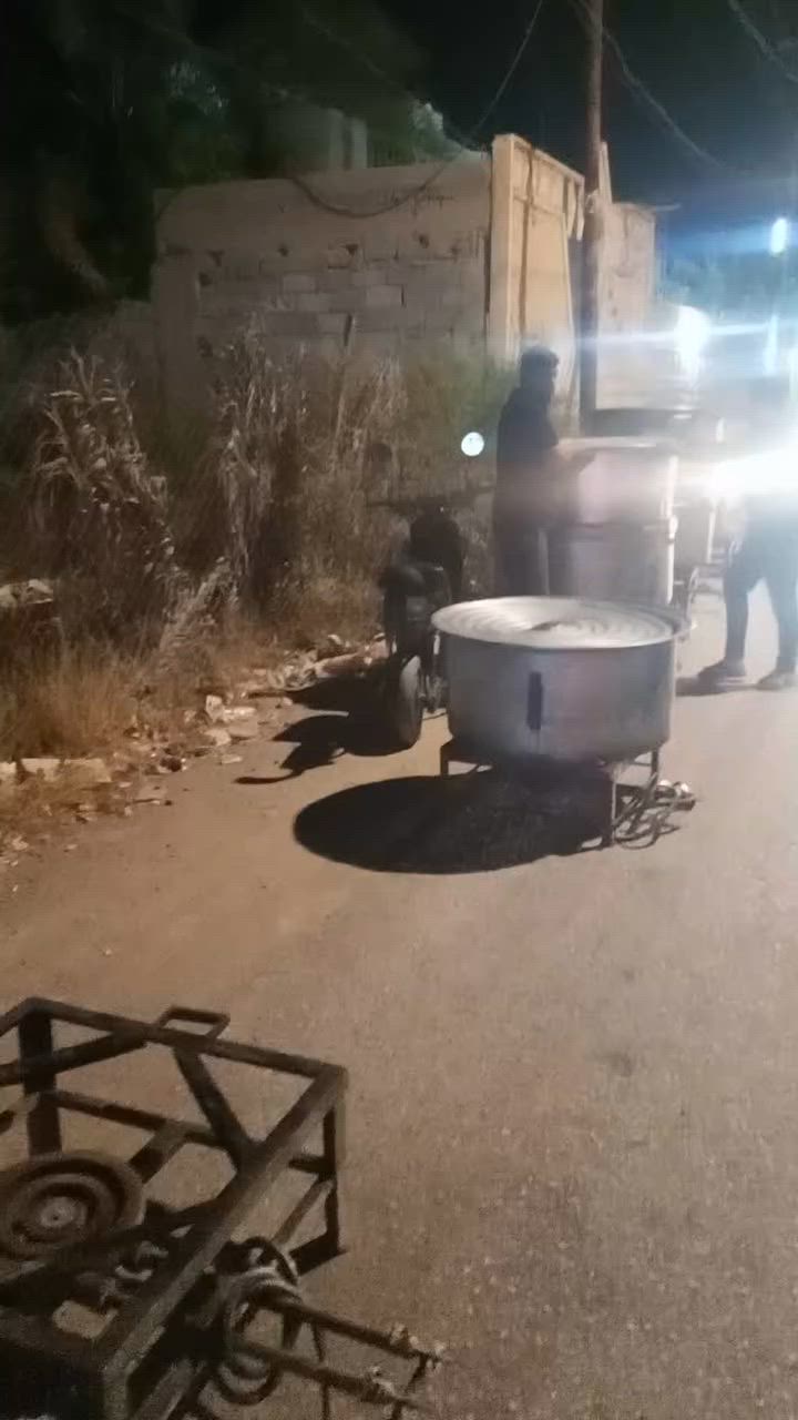اللهم صلي على محمد وال محمد 
مكتب بركات ام البنين عليها السلام 
تجهيز كلشي يخص طبخ الامام الحسين ع
@إشارة 
بركات ام البنين الحويش 
للحجز
***********
