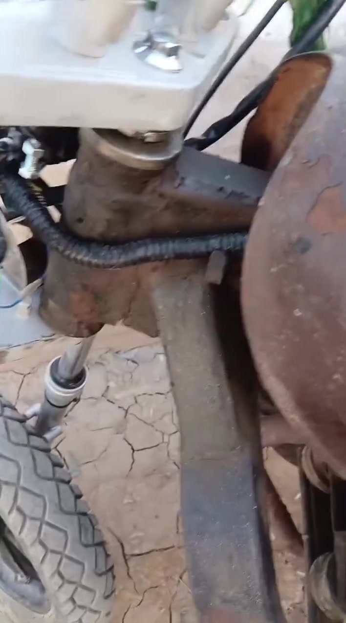 ستوته للبيع كلك مكان الديوانيه قضاء الحمزه سعر 600 وبيها مجال***********
