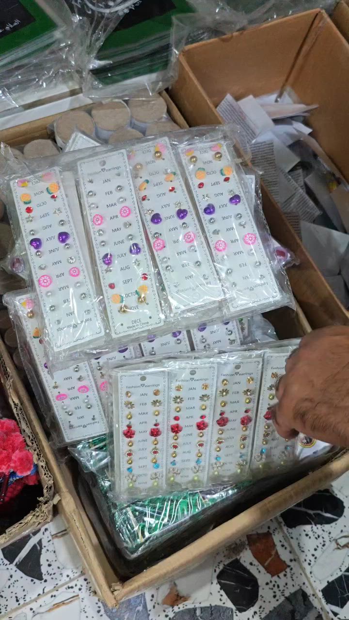 تراجي توزيعات 12 زوج السعر الف


**إذا كنت صاحب هذا الإعلان وتريد حذفه لأي سبب، رجاءا أرسل رسالة إلى الدعم الفني**