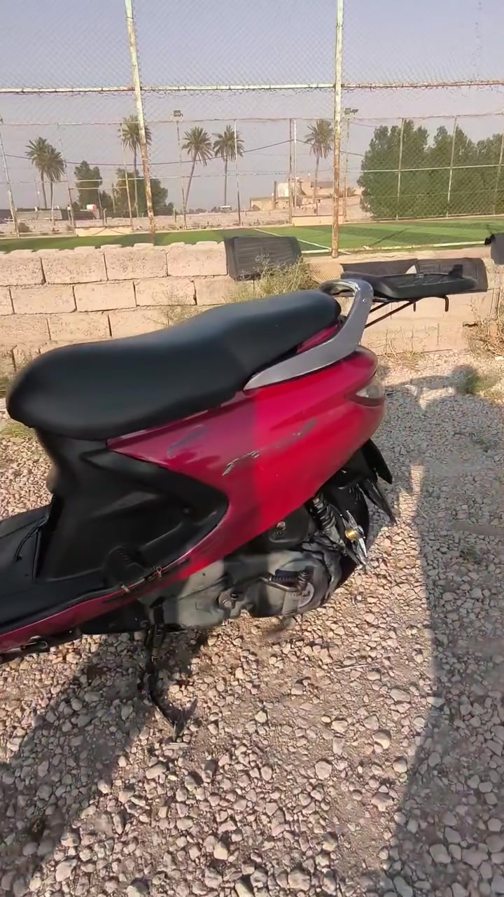 سلام عليكم دراجه فراشه للبيع الدراجه نضيفه ومكينه جديده بلادي كفرات بلاديه الدرجه برغي تجاري مابيها كلا بلادي وفول مواصفات  السعر خاص المكان نجف مشخاب الرقم ***********الشراي بي خير ويدلل
