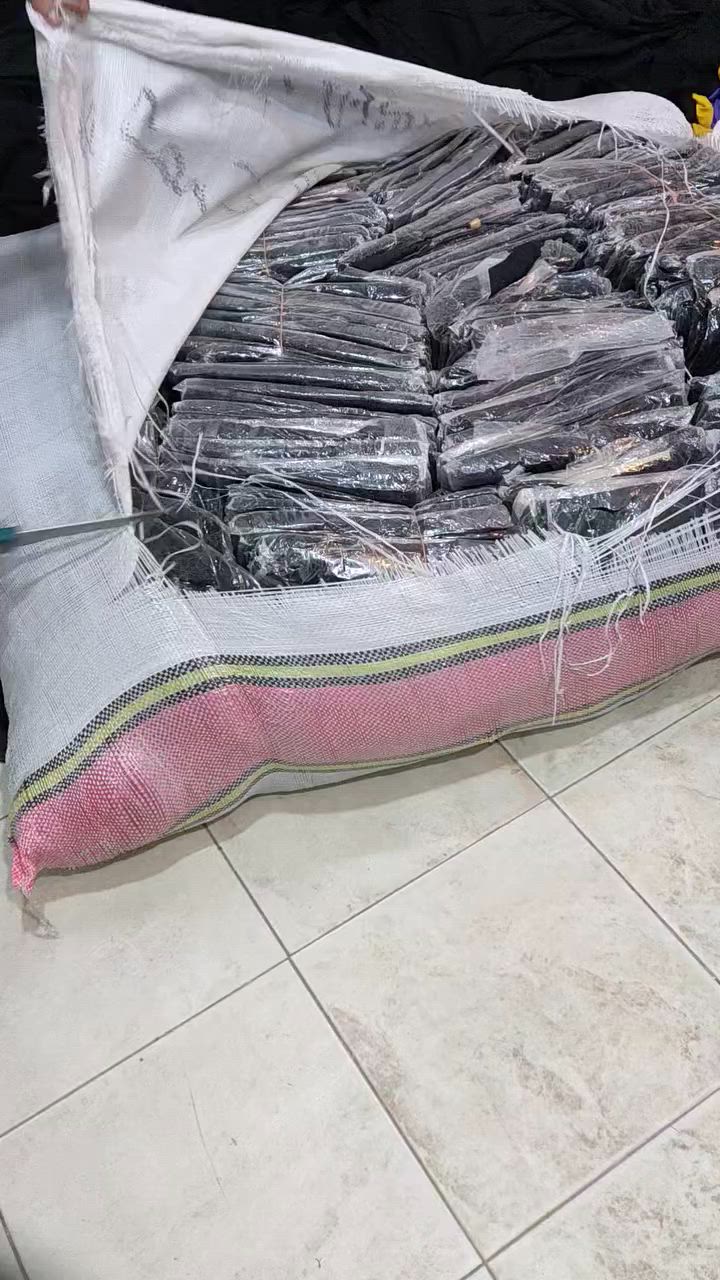 لحكو لحكو هسه وصلت بلاش بلاش ب6 الاف فقط وصول وجبة جديدة دشاديش (كشمير تطريز مطاط ) (موديل ترند ) متواجدين صباحا وعصرا وليلا سوو تاكات لكل الاصدقاء العنوان العزيزية مجاور فلكة انس الكل تجي تلحك اليوم


**إذا كنت صاحب هذا الإعلان وتريد حذفه لأي سبب، رجاءا أرسل رسالة إلى الدعم الفني**