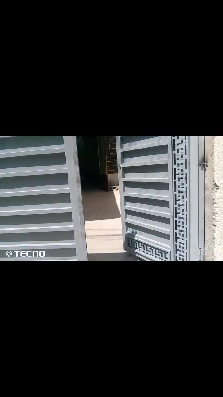 دار معروض للبيع قطاع ثالث
مساحه 85 
***********
