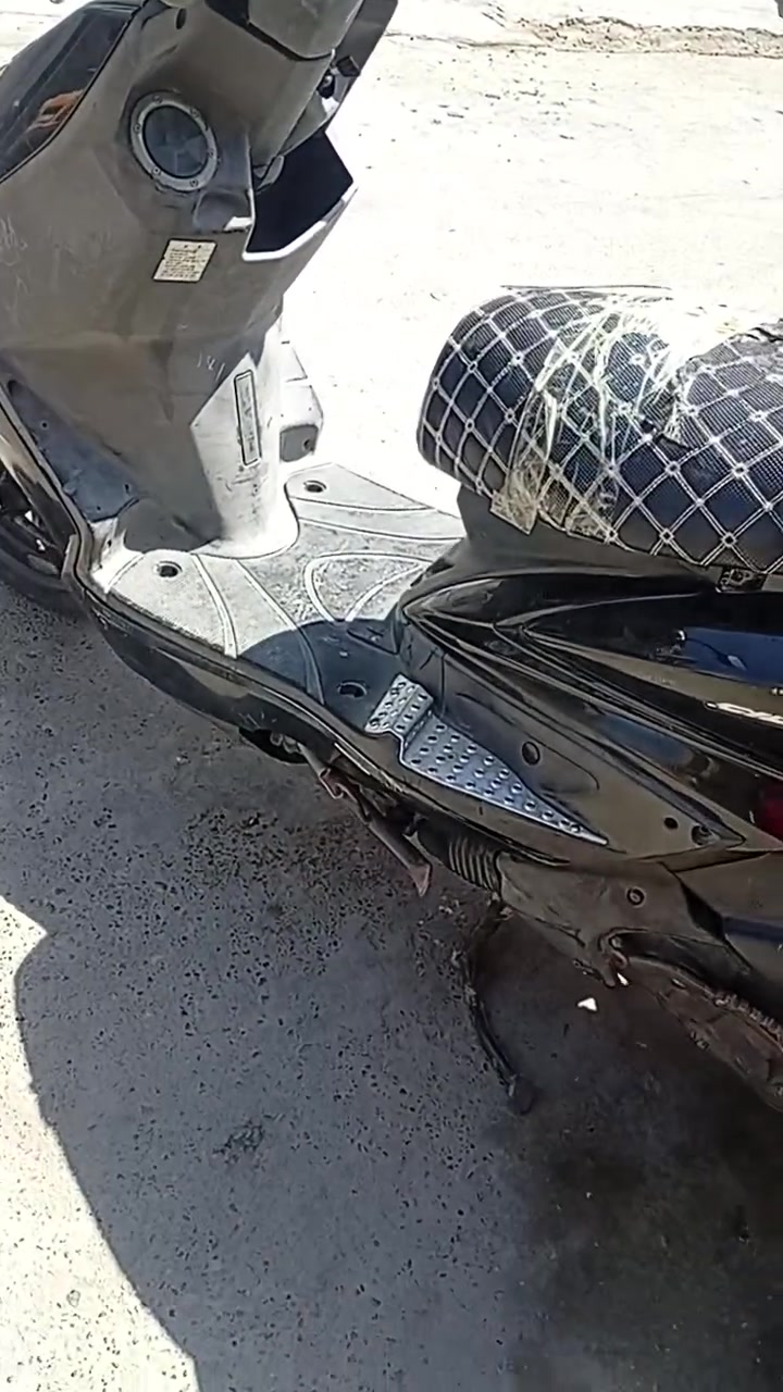 السلام عليكم عندي دراجه سكنس فحل للبيع دراجه مكفوله كفاله عامه كفرات كلهه ختم واحد سلف هندر كهربائيات لايت زنون ثلجي واصفر ملاح فول دراجه جاهزه ما نقصهه برغي كبل للشارع مكينه لابخار ولا تنقيص دراجه كلش حلوه معدل فول السعر 550وبيهه مجال للشراي المكان بغداد الشعله خطيب الزراعي رقم الهاتف ***********بي واتساب مكلف بل نشر اتصل
