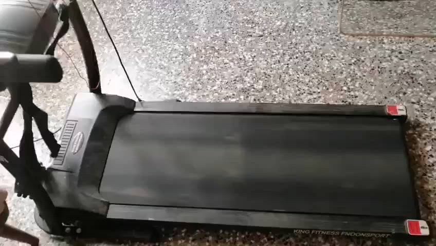 السلام عليكم ورحمة جهاز جري مع ارداف مستخدم قليل ويتحمل وزن١٢٠ وسرعته اكثر من هيج يحب يشتري سعره١٥٠ مكاني الاعظميه


**إذا كنت صاحب هذا الإعلان وتريد حذفه لأي سبب، رجاءا أرسل رسالة إلى الدعم الفني**