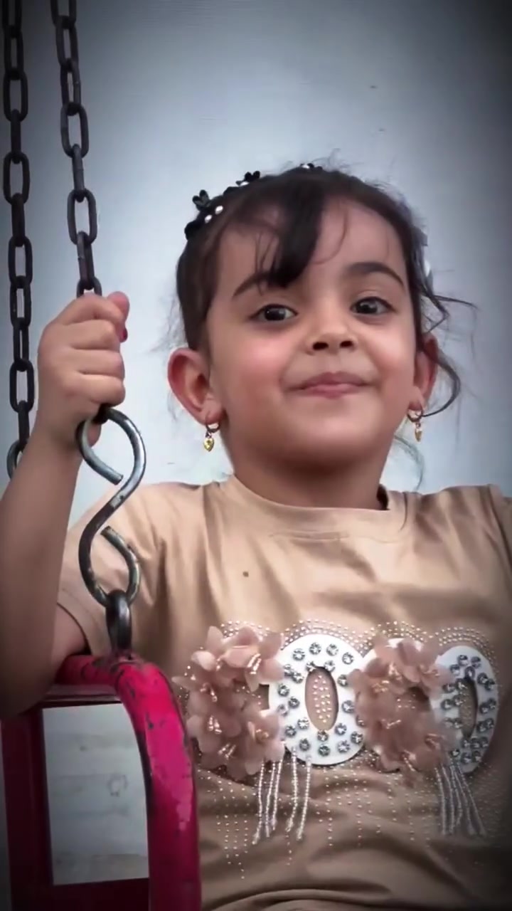 🌟 مستقبل طفلك يبدأ من هنا.. في بيئة آمنة ومليئة بالحب! 🌟
​هل تبحث عن المكان المثالي الذي يجمع بين التعليم الممتع والرعاية الحانية؟
​نحن في [معهد وروضه القمه] نهتم بطفلك كما تهتم به؛ لذا نوفر له:
​بيئة تعليمية آمنة: مرافق مجهزة ومصممة خصيصاً لسلامة وسعادة الأطفال.
​منهج تفاعلي: ينمي الإبداع والمهارات الاجتماعية واللغوية عبر اللعب والأنشطة.
​كادر مؤهل: معلمات ومعلمون ذوو خبرة وشغف بالتعامل مع الأطفال.
​أنشطة متنوعة: (فنون، موسيقى، رياضة، ومهارات حياتية).
خطوط نقل مجانيه 
​📍 موقعنا: [الشعب التجار الشارع المقابل اعداديه بلقيس للبنات اول فرع ع اليسار فرع مخبز الكنز]
📞 للاستفسار والتسجيل: [***********]
💬 سارعوا بالحجز، فالمقاعد محدودة!
