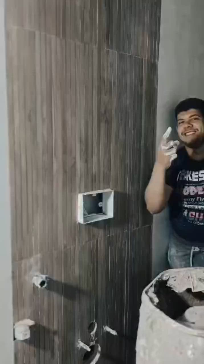 السلام عليكم ورحمه الله وبركاته خلف من السيراميك بورسلين ومرمر شغل درجه اولى***********
