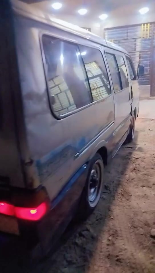 سلام عليكم كيه للبيع موديل 94سياره شوفت عينك حلوه وكاعده وبلاديه السياره بيه خيط بخار يعني ادخن بس ماتنقص هواي سياره مكفوله كير كهربيات شوفت عينك كله مكفوله سنويه نهايت 27خطه نادر خط وبحث جدد مصفره هيه ومرور ربع مامطلوبه السياره مكفوله كفاله عامه من عده المكينه السعر 35وبيه مجال الخاص مفتوح او اتصال ***********اتصل وبيك خير وتدلل راعيه موجود تريد وكاله تريد تحويل
