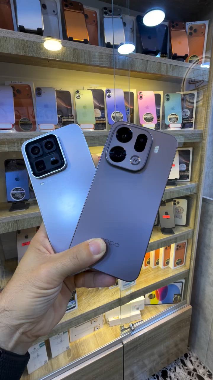 Vivo iqoo 15 ultra china
الذاكرة 512/24

الكاميرا 50+50+50

المعالج sd 8elite gen 5

بطارية 7400

شاحن 100 واط

الجهاز استخدام قليل جدا

نظافه 100

بطارية 100

ملحقات كاملة

السعر 1175,000/اسعار ثابتة

الملك سنتر/السيدية

***********
