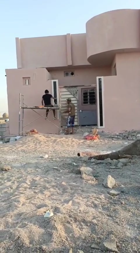 بيت زراعي م 160 متر غرفتين صاله منور صحيات داخليه مطبخ ستقبال صحيات خارجيه كونكريت بناء جديد 
حي الكرامه السعر 60 وبي مجال بصيط ***********
