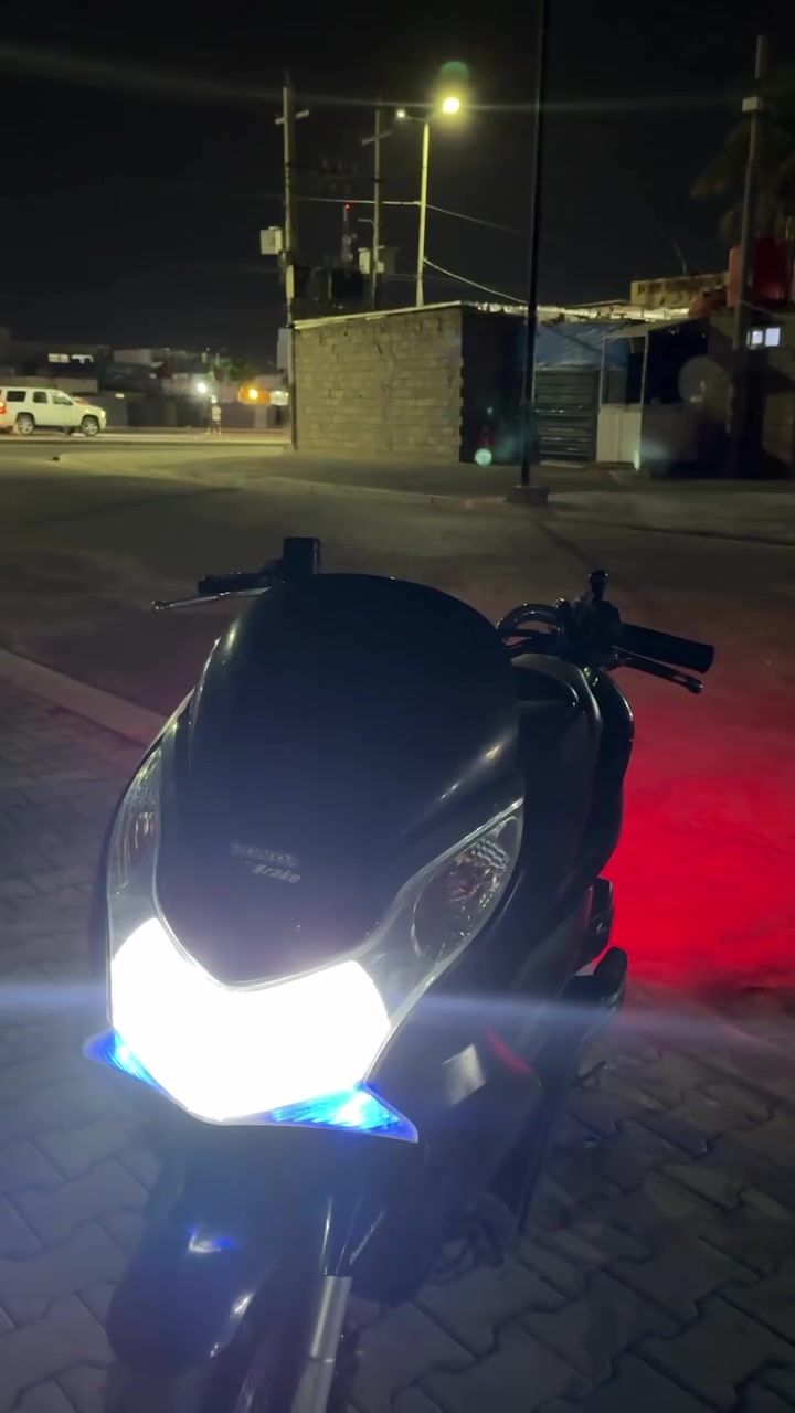 دراجه bcxلجيل لاول للبيع دراجه نضيفه ما مفتوحه المكينه سعره مليون وبيه مجال رقمي***********
