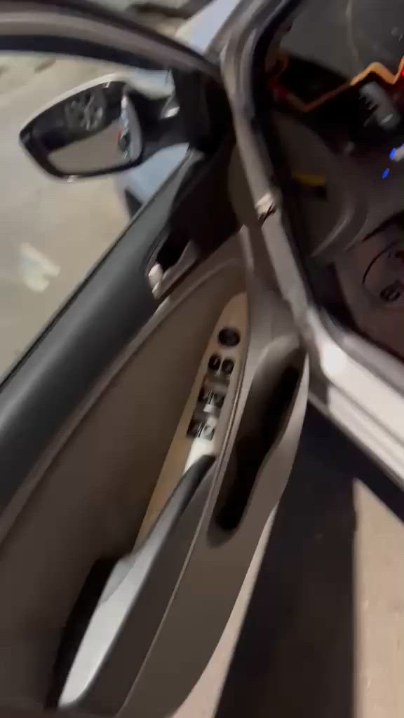 هونداي اكسنت 2013 وارد كندي 🇨🇦🚗
رقم كربلاء 🏁
اللون سلفر ملكي ◻️✨

⚙️ مكينة 1.6 GDI
⚙️ كير اتو
⏫ ماشية 168 ألف فقط

❄️ منظومة تبريد كاملة جديدة
(افريز + راديتر + كمبريسر + بخاخ)

🛞 تخم تايرات جديد
🛠️ صدر جديد
💺 ارضية جلد
💺 كشنات جلد
♨️ تدفئة كشنات
📺 شاشة
📷 كامرة
🎛️ تحكمات ستيرن
🛣️ مثبت سرعة
🔑 مفتاح عدد 2
💡 اكلوبات زنون
🛑 4 دسك
🧃 5 تجاوي

🫟 بيها 3 قطع صبغ:
🔧 بنيد وجاملغ أيمن أمامي
🔧 نص جاملغ أيسر خلفي

🔥 مكينة وكير خير من الله
❄️ مكيف ثلج
⛽ اقتصادية بالبنزين
🚘 سيارة استعمال مرتب وما تحتاج صرف
السعر 87 بيها مجال قليل
الهاتف ***********
