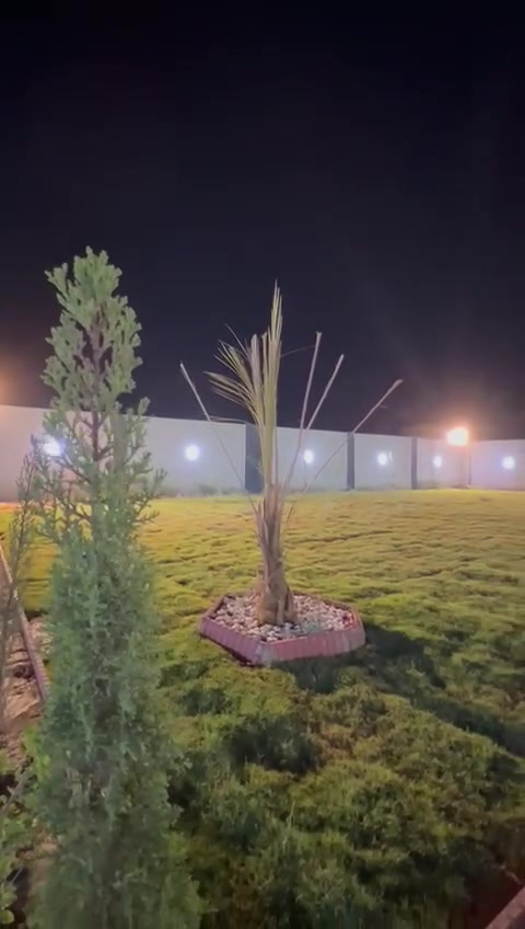 من بعد إذن صاحب الكروب 
مزرعة للبيع نص دونم مقابل مدخل 3 خلف معمل بلوك 200مليون مزرعة شغالة البيع  لان عدم تواجد خارج بلد 
***********

 إذا المبلغ مجزّأ، ماكو أي إشكال، بس راح يكون السعر مختلف.
