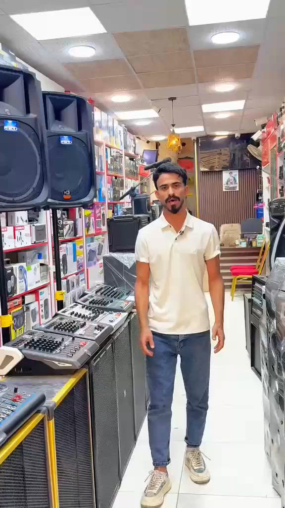 تعلن مؤسسة احمد شاكر العبودي عن عروض وتخفيضات في لأسعار
جمله ال جمله 
***********
