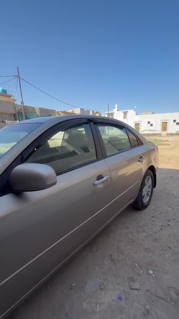 السلام عليكم للبيع سياره سوناتا موديل 2007 وارد امريكي كفالة مكينة وكير والكشر كدام عينك تجي تفحص ***********
