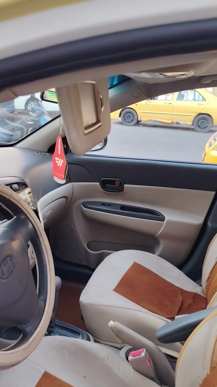 السلام عليكم اكسنت كوري ٢٠١٠ للبيع بدون ضرر ملاحظة بسيطة فول مواصفات السعر ٩٨ورقة وبيها مجال تلفون *********** آسيا ***********
