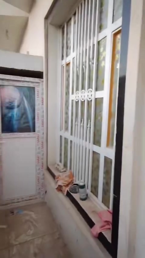 دار مساحة ٦٢.٥ واجها ٥ نزال ١٢.٥
٤ غرف نوم ٢ سويت فول زيرو السعر ١٣٥ مع المجال

ابراهيم الكريطي 
***********
