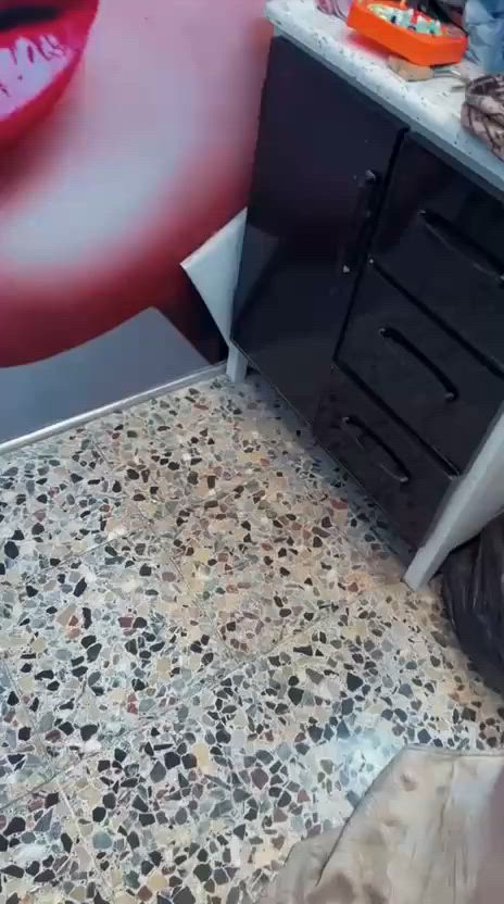 المشتل شارع جمامع بل فرع مالت فلافل رزاق 3
***********‏
