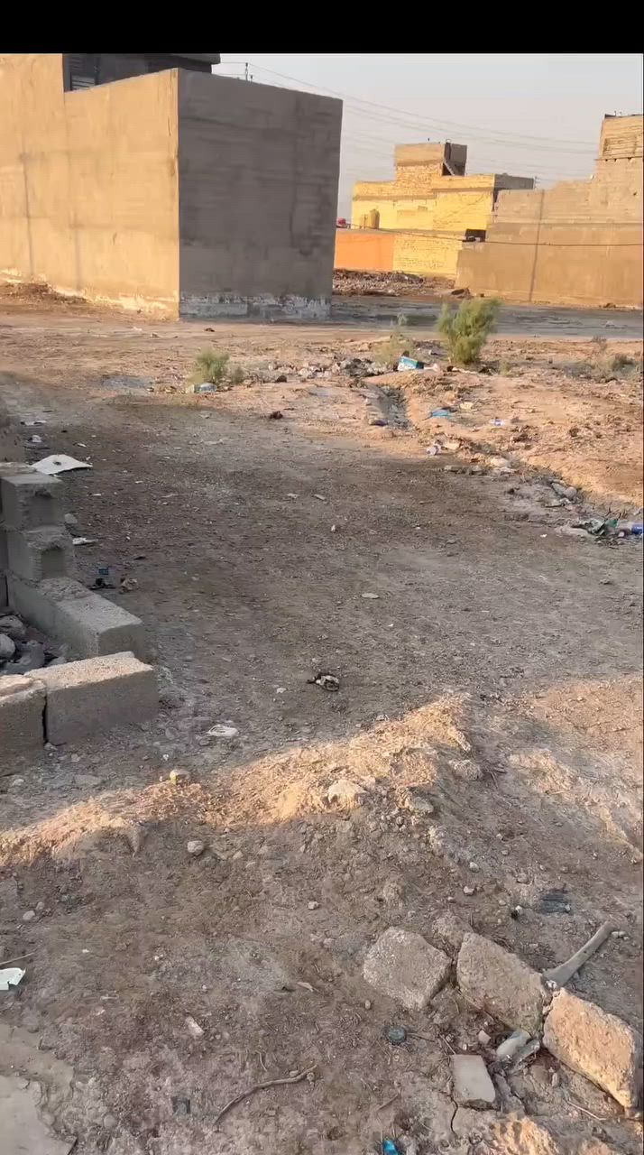 استثمر فلوسك بعد سنه تصير ضعف
طابو ملك صرف تسحب عليهه اسكان

الحسينيه شارع الحشد يم المدارس الجديده وبسعر فقط ٢٦ مليون قطعة مربعه وعلى ساحه وتبعد عن الشارع العام شارع الحشد ثالث قطعه
للتواصل ***********
