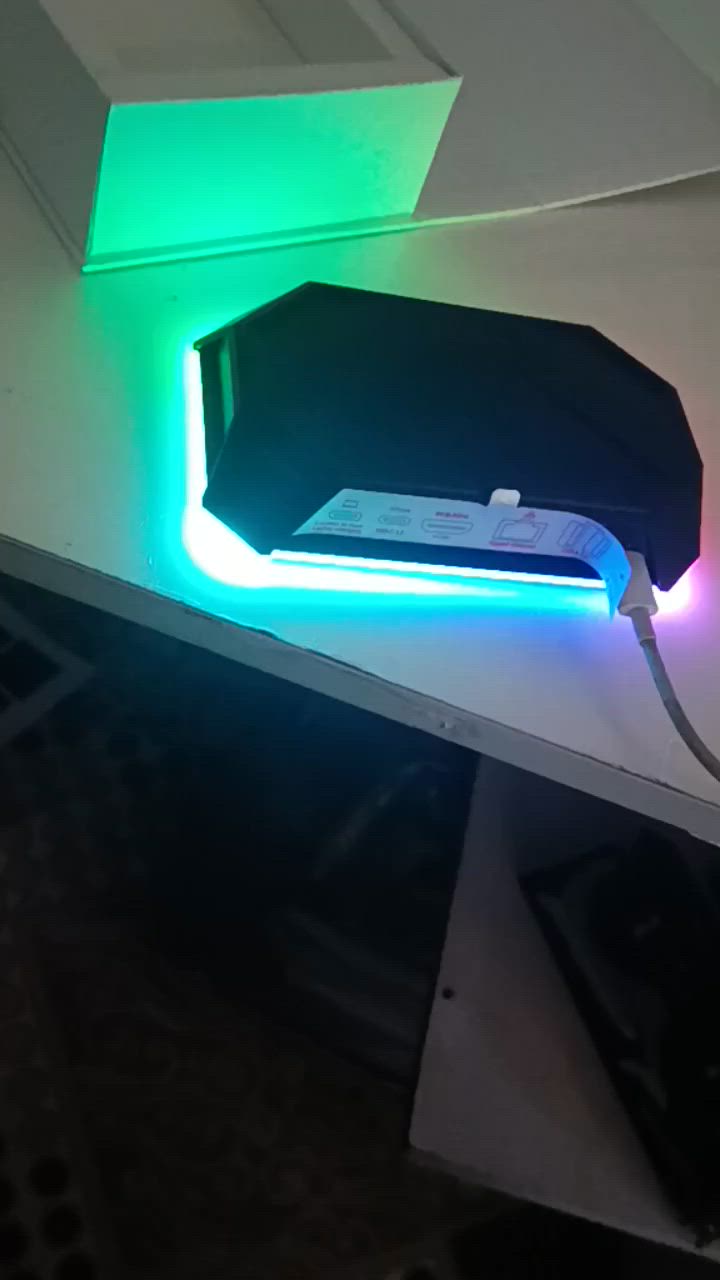 سلام عليكم 
🎮 للبيع قاعدة JSAUX RGB الرهيبة لأجهزة القيمنق المحمولة!

تبي تشبك جهازك على الشاشة وتلعب بدون لاق وبأعلى جودة؟ هذي القاعدة تعطيك:
• جودة خرافية HDMI 4K بتردد 120Hz 
• شحن سريع طلقة 100W 
• منفذ إنترنت سريع للألعاب الأونلاين 
• إضاءة RGB فخمة وسيتأب أسطوري 
القاعدة مصممة خصيصا الاجهزه الجيمنج المحموله لكنها تشتغل بشكل ممتاز على البي سي و لابتوب بحيث انها تعطيك منافذ اكثر فاذا كنت اعاني من مشاكل منافذ في لاب توب او البي سي حقك هذا افضل خيار

الحاله جديده 
السعر 39الف مع توصيل مجاني
للتواصل ***********
مكاني دهوك

