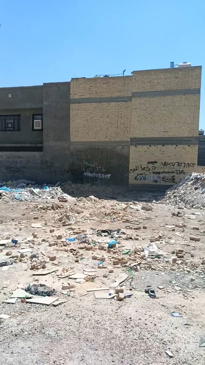 السلام عليكم
قطعة أرض زراعي ١٠٠ متر ٥×٢٠ للبيع في منطقة الاستثمار خلف مرور الرستمية  قريبة على الركن .
***********
