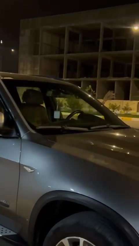 سلام عليكم
E70   X5   2007
سيارة 7 راكب 
سيارة مكفولة شرط محرك 8 سلندر 48  ومنظومة تبريد شرط مثل لاندكروز وتايرات رن فلات الامامية جوبلس خلفي بانوراما منظومة حساسات أمامية وخلفية كامرة كشنات امامية فول تحكمات ستيرن اكتف نص فره رياضي اوكس دبل سيدي شاشات 2 باتري جديد سيارة عليها ادامه كاملة حتى حجر صالنصة بيها لايت جديد منضومه زنون 
مراوس حسب القناعه 
***********
