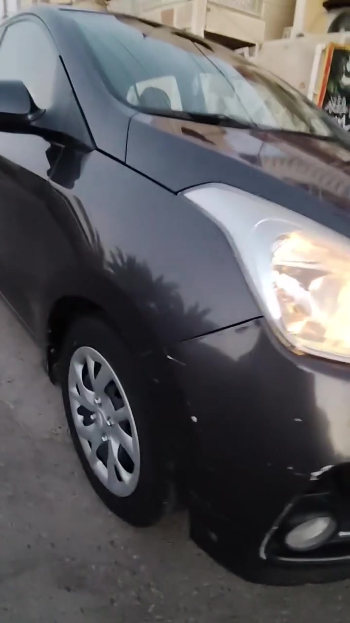 البيع i10 موديل 2020نضيفه كلش مال بيت مكفوله من ضربه والصبغ مري شفط شاشه وكامره خلفيه دوشمه جديده السعر ٩٧ وبيه مجال عنوان بغداد الشعله رقم ***********
