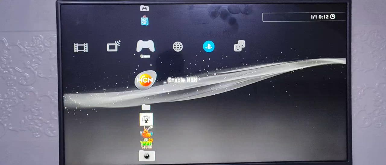 ps3ئەوروپی خاوێن
هاردی320GB فوول یاری بەهێز 
بەرنامەی داەزاندنی هەموو یاریەکانی پلەی یەک و دوو و سێی تێدایە
نرخ 115 هەزار 
هەولێر م. ***********

