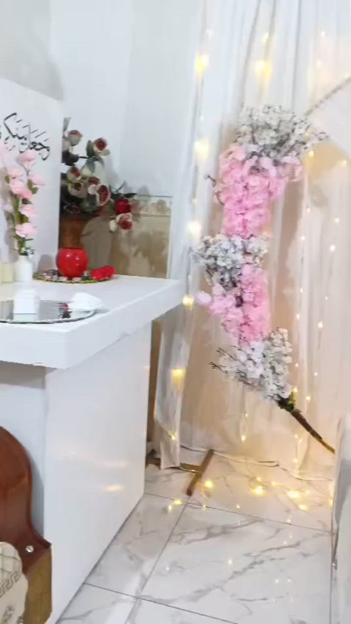 عروض 🎈❤️عروض كوشه كامله 
انفتحت  حجوزات   يله❤️🌺
  اجمل الديكورات الحديثه وانسب الاسعار🔥
عروض امستمره ويانا الفرحه بفرحتين🤍 

اي كوشه تعجبكم ممكن تغيرون بيهه تفاصيل التعجبج
ياريت الحجز قبل سبوع من المناسبة
الكوشه تشمل 
الشازلون والستان الخلفي 
ميز والمحقاته مهر أو حنه
ستان ذهب أو حلقات شمعدان صواني بخت بيضات 
استان كيك ماعون شوكات سكين كلاصات عروسه مرايه قران قند  مغطس  اناره
باقي التفاصيل حسب الطلب 

#كوشات##حنه #مهر #عرس #خطوبه


**إذا كنت صاحب هذا الإعلان وتريد حذفه لأي سبب، رجاءا أرسل رسالة إلى الدعم الفني**