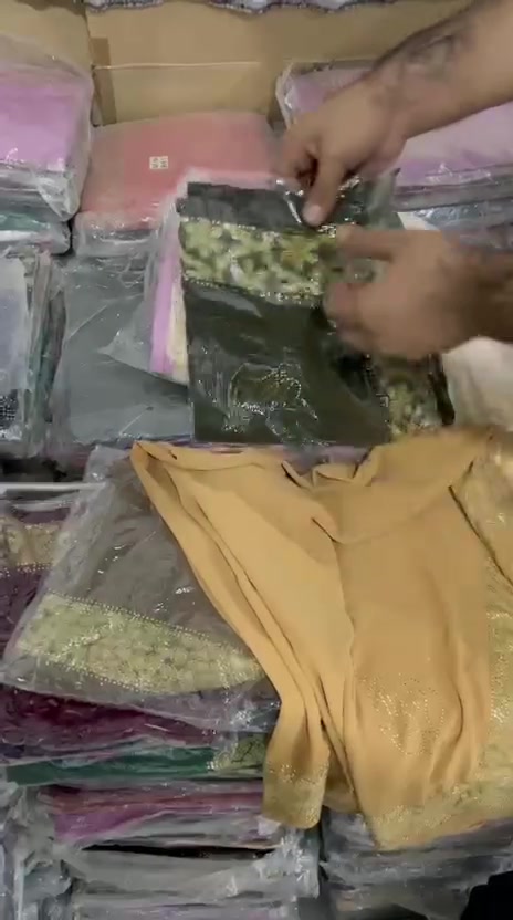 الأسعار فد شي ادخل على الفيديو وشوف  السعر 
للحجز والاستفسار واتساب ***********
