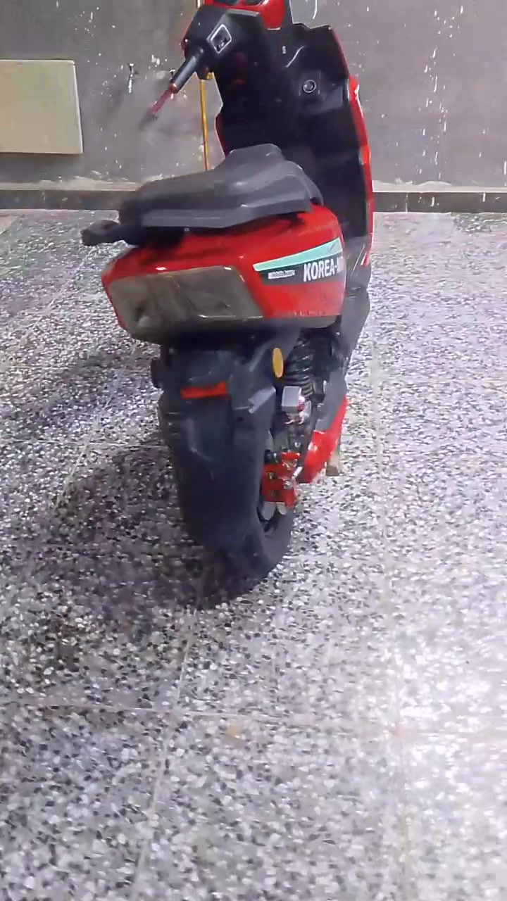 سلام عليكم اللبيع دراجه شحن  بطاريات ع فحص دراجه جديده مكانهه بغداد الدوره السعر 400 وبيهه مجال بسيط ***********. جاملق نكسر وبدلته فقط
