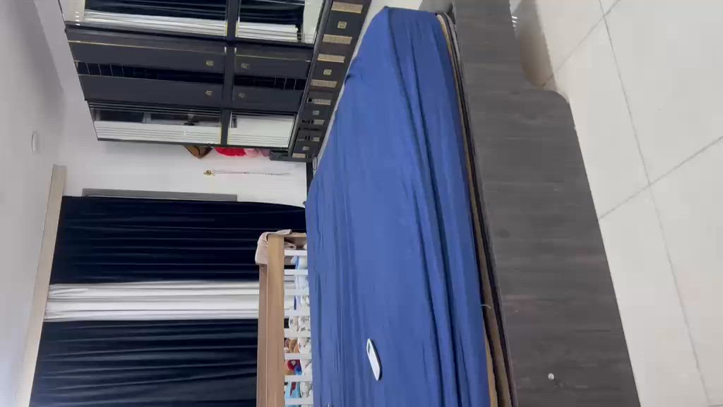 السلام عليكم عندي 3 غرف  نوم للبيع وسرير طفل وطباخ وكاونتر للبيع و معرض بلازما للبيع  للتواصل على أسعارهم على الرقم 

***********