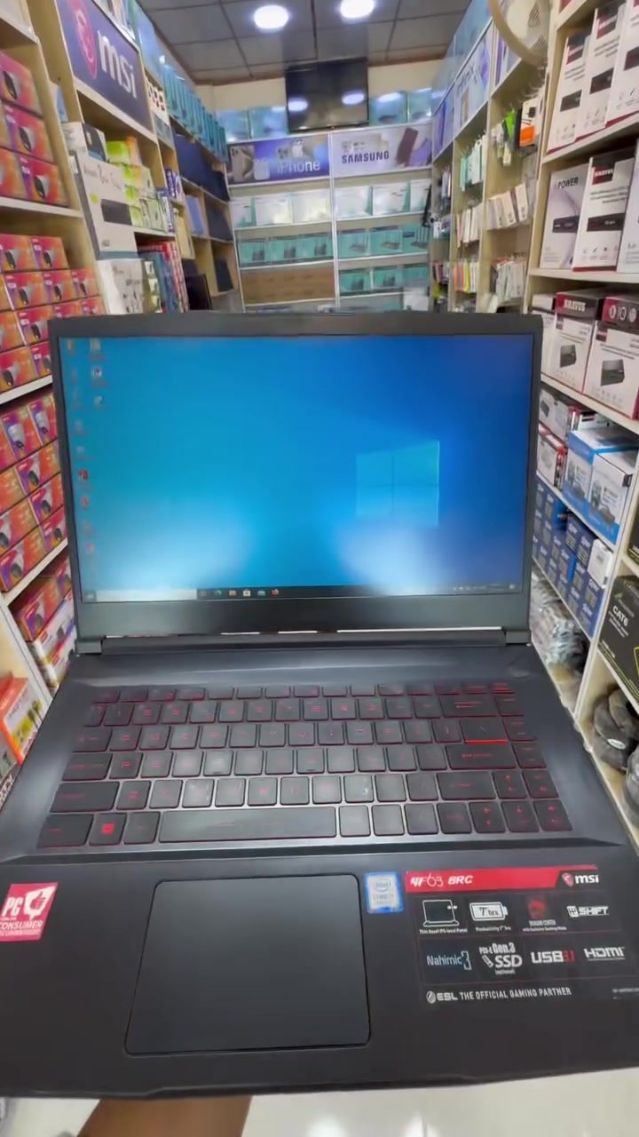 الوحش من msi 🔥🔥🤩
مناسب لـ:

— برامج التصميم —  برامج الهندسيه -- الالعاب - الدراسة والبحوث — المحاسبة والإدارة  — التصفح ومشاهدة الفيديو  — تشغيل برامج الأوفيس والمهام اليومية.

 المواصفات:

🔥
المعالجIntel Cor i7  – الجيل الثامن– فئة H

الرام : 16كيكا DDR4 (قابل للتطوير)

التخزين : 512كيكا SSD (قابل للتطوير)

حجم الشاشة : 15.6 ips  FHD

كرت الشاشة: Intel مدمج – 8كيكا مشاركة

كرت الشاشة الخارجي : GTX 1050 4GB

اللون: اسود لامع

 الهدايا المرفقة:

• حقيبة لابتوب

• شاحن أصلي

 الضمان والخدمات:

• فحص كامل قبل الاستلام والدفع 

•يجي منصب علي جميع البرامج الي تحتاجهه

• ضمان شهر كامل بعد الاستلام استبدال في حال وجود اي خلل مصنعي 

موقعنا : بغداد ابي غريب مقابل الكراج 

توصيل مجاني الى كافه انحاء العراق🇮🇶

واتساب : ***********
