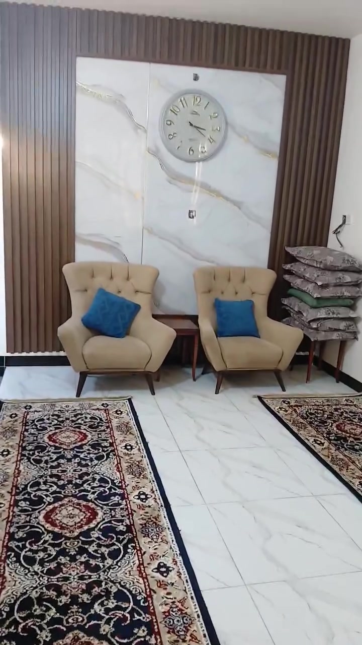دار للبيع مصفر علئ موقع تجاري مع التشجير ***********
ملحق رئاسة العبيدي
