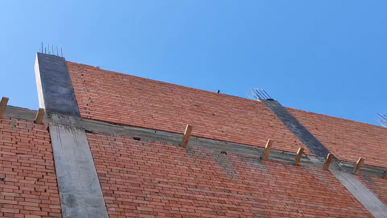 سلام عليكم خلفه بناء درجه اوله ستلام مهندس
ارضي 350 طابق 450 التواصل***********/‏‪***********‬‏
