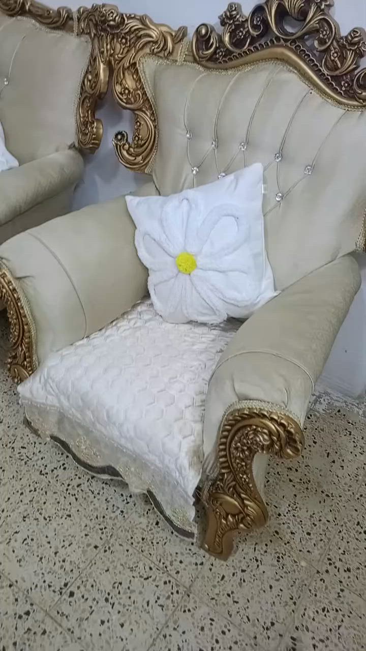 تخم ملكي  زان مصري  للبيع تخم جديد مع طبلات بس تخم ماخذته اب مليونين  ول طبلات ب 350  
سعر تخم مليون و 300  مع طبلات  
طبلات اربعه زغار و وحده جبيره


**إذا كنت صاحب هذا الإعلان وتريد حذفه لأي سبب، رجاءا أرسل رسالة إلى الدعم الفني**