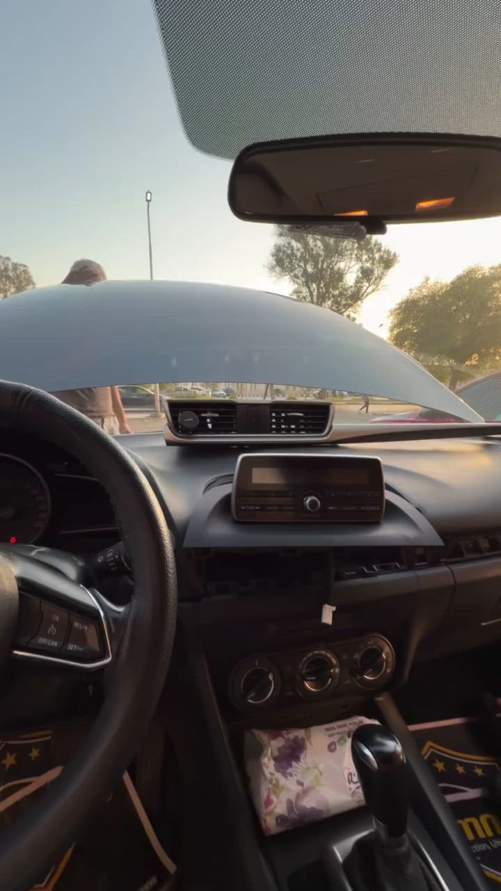 🚨 لو معاك Mazda 3 بيز لاين 2016 - 2020… الفيديو ده ممكن يوفرلك أكتر من 8,000 جنيه! 😳🔥

قبل ما تدفع 20 أو 21 ألف جنيه في شاشة، شوف أقوى قيمة مقابل سعر نزلت لملاك المازدا الفترة دي! 👑

🔥 شاشة 10.5 بوصة الجيل الجديد
🔥 Android 13 فعلي مش وهمي
🔥 4GB RAM + 64GB Storage
🔥 بوردة TS18 من أسرع وأقوى البوردات الموجودة حاليًا
🔥 مروحة تبريد للحفاظ على الأداء والثبات
🔥 Apple CarPlay Wireless
🔥 Android Auto Wireless
🔥 Mirror Link
🔥 تحكم كامل من ماوس المازدا
🔥 تركيب فيشة بفيشة بدون قطع أو تعديل أو لعب في ضفيرة العربية
🔥 شكل OEM كأنه نازل من المصنع

يعني سرعة أعلى ⚡
يعني استجابة أسرع ⚡
يعني ثبات أقوى ⚡
ويعني شكل يخلي أي حد يركب معاك يسألك:

“هي العربية دي نازلة كده من المصنع؟!” 😮‍💨🔥

والصدمة الحقيقية؟!

💥 12,500 جنيه فقط شامل التركيب بالكامل 💥

أيوه… شامل التركيب!

بعد ما الشاشات المشابهة كانت بتبدأ من 20,000 و21,000 جنيه وأكثر.

⏳ الكمية محدودة
⏳ والعرض لفترة محدودة لملاك المازدا فقط

📩 ابعت كلمة “MAZDA” دلوقتي واعرف التفاصيل قبل نفاد الكمية.

#Mazda3 #MazdaEgypt #MazdaLife #MazdaOwners #MazdaClub #MazdaNation #مازدا #مازدا3 #عشاق_المازدا #شاشة_مازدا #تعديل_مازدا #اكسسوارات_مازدا #تكويد_مازدا #Android13 #TS18 #AppleCarPlay #AndroidAuto #WirelessCarPlay #MirrorLink #CarsOfEgypt #عربيات_مصر #ترند_السيارات #اكسبلور #ريلز #فوريو #ExplorePage #ReelsEgypt #CarMods #CarMultimedia #MazdaFamily #MazdaLovers #MazdaPower #ZoomZoom 🔥👑🚗


**إذا كنت صاحب هذا الإعلان وتريد حذفه لأي سبب، رجاءا أرسل رسالة إلى الدعم الفني**
