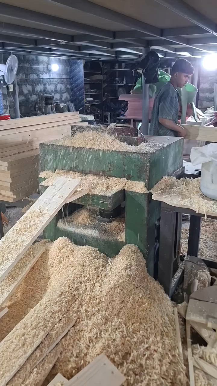 للبيع دبل قياس٥٠  عنوان ديالى بعقوبه سعر مليون ونص  ***********
