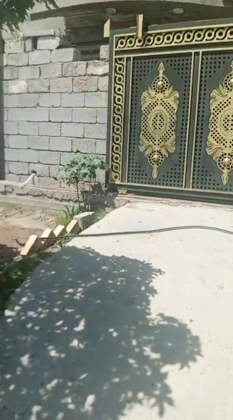 سلام عليكم بيت للبيع مساحه 150
في صكلاويه جمعيه طابو صرف سعر 60وبي مجال تواصل 
/***********بي وتساب
